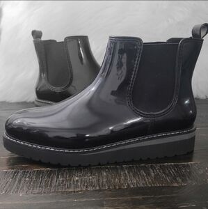 NEW Steve MaddenWomen's Puddles Rain Booties Size 9